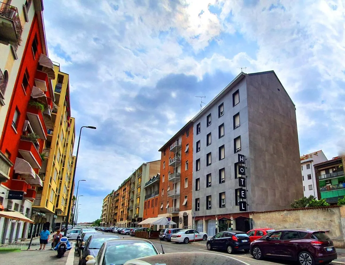 Hotel Molise 2 Milano 3*,
